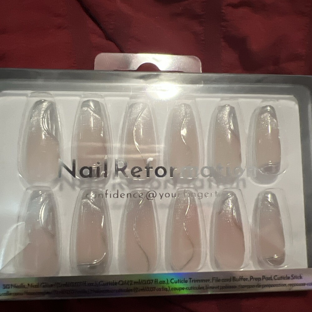 NAIL REFORMATION Salon Quality SHOOTING STAR Long Coffin Press On Nail Kit CL007